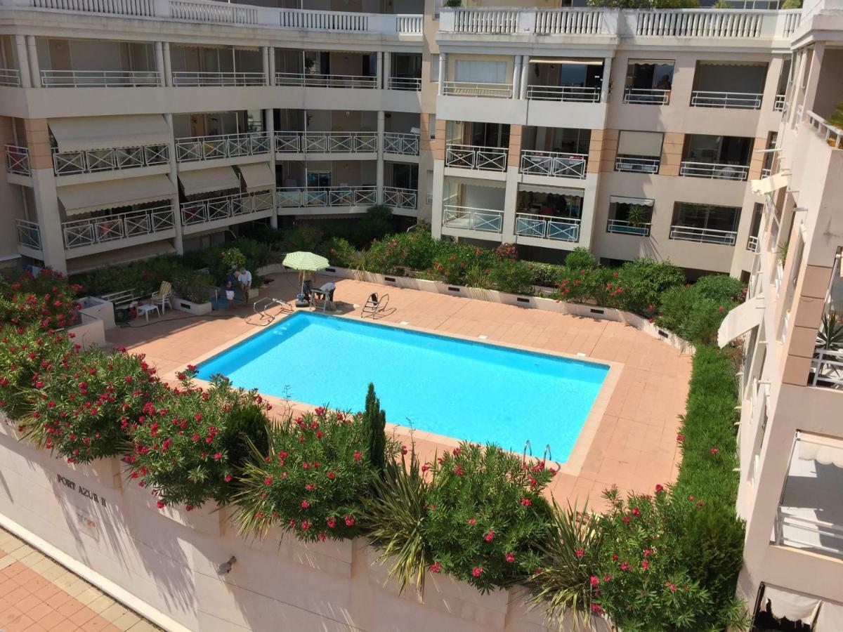 Cozy Apartment Sea View Air Cond Ґольф-Жуан Екстер'єр фото