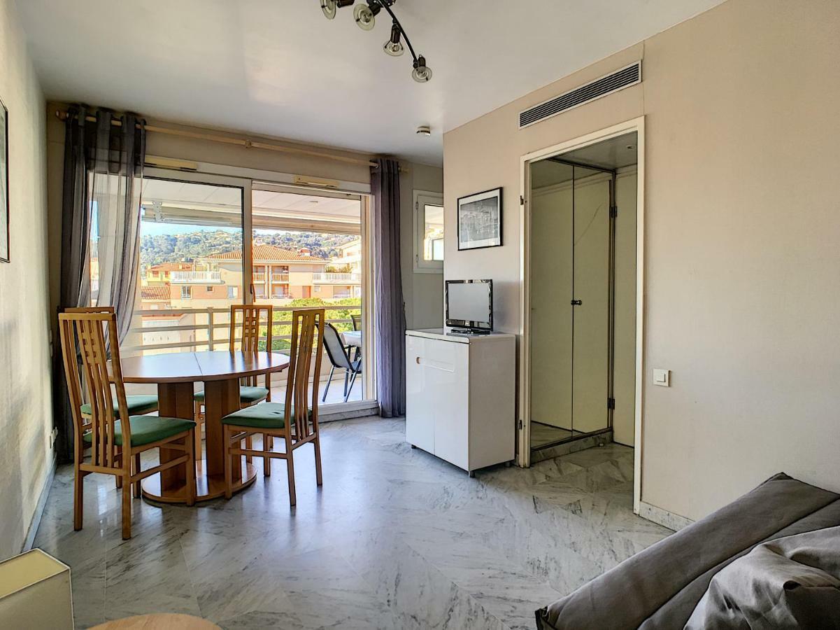 Cozy Apartment Sea View Air Cond Ґольф-Жуан Екстер'єр фото