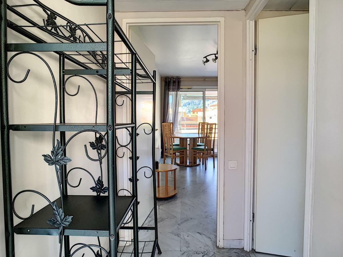 Cozy Apartment Sea View Air Cond Ґольф-Жуан Екстер'єр фото
